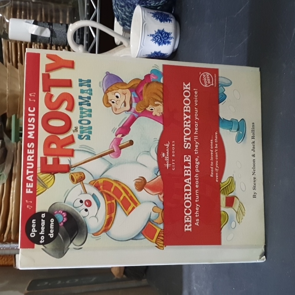 💜 Hallmark Recordable Storybook Frosty the Snowman NWT
